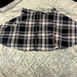 black and white plaid skirt